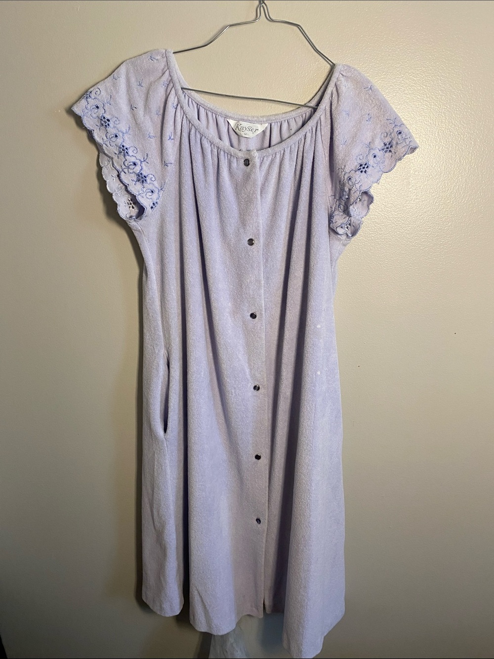 vintage Kayser - M